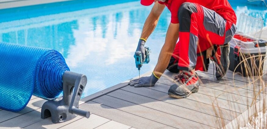 professional pool servicing